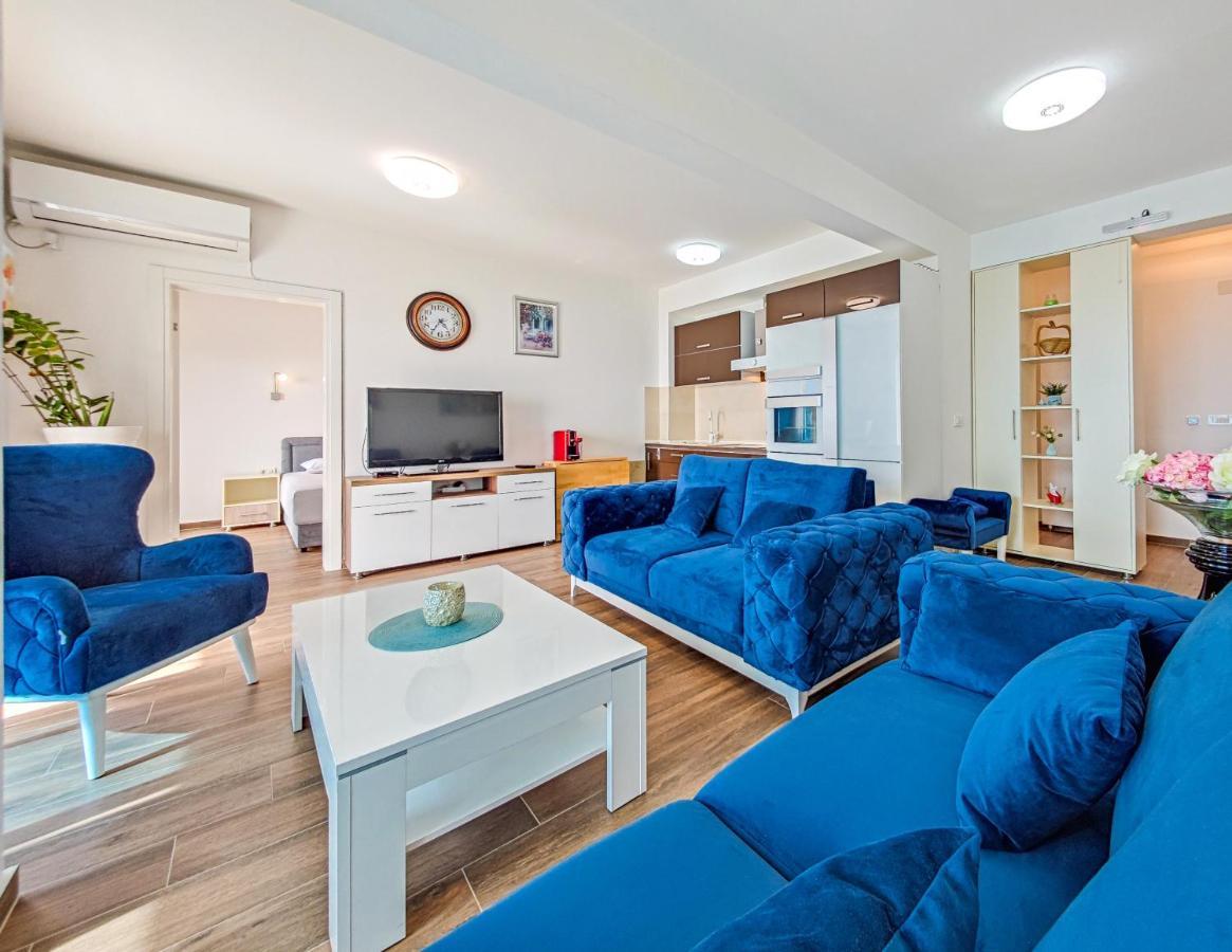 Apartment Plavo Nebo Добра-Вода Экстерьер фото