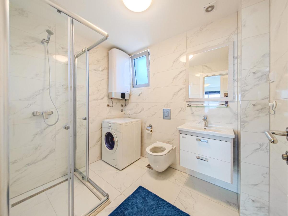 Apartment Plavo Nebo Добра-Вода Экстерьер фото