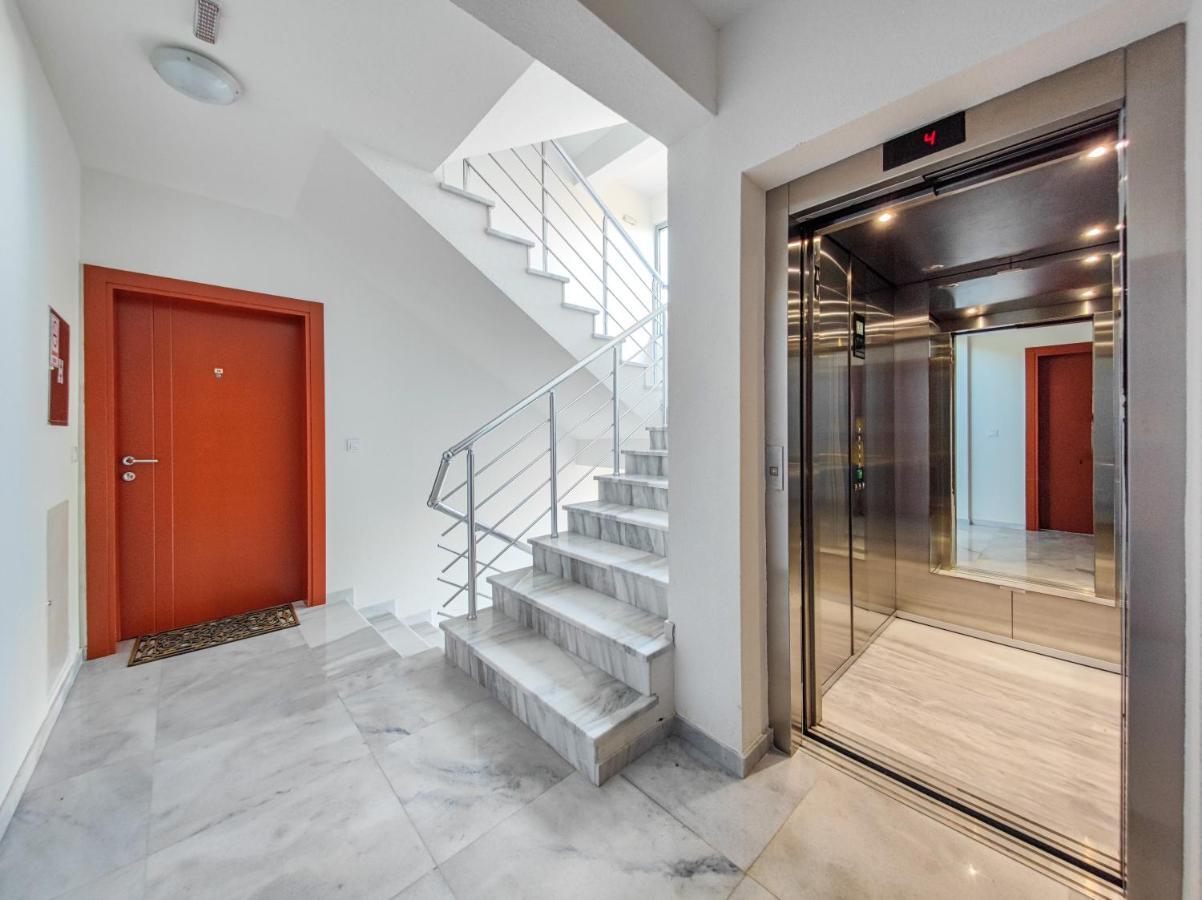 Apartment Plavo Nebo Добра-Вода Экстерьер фото